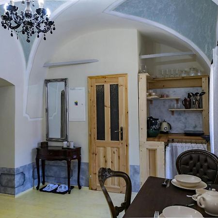 Apartman Charlotte V Dome So Studnou Na Streche Banská Štiavnica Exterior foto